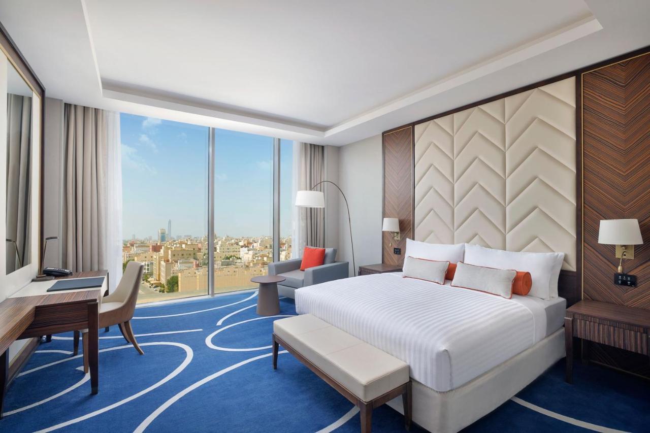 Jeddah Marriott Hotel Madinah Road Екстериор снимка Deluxe King