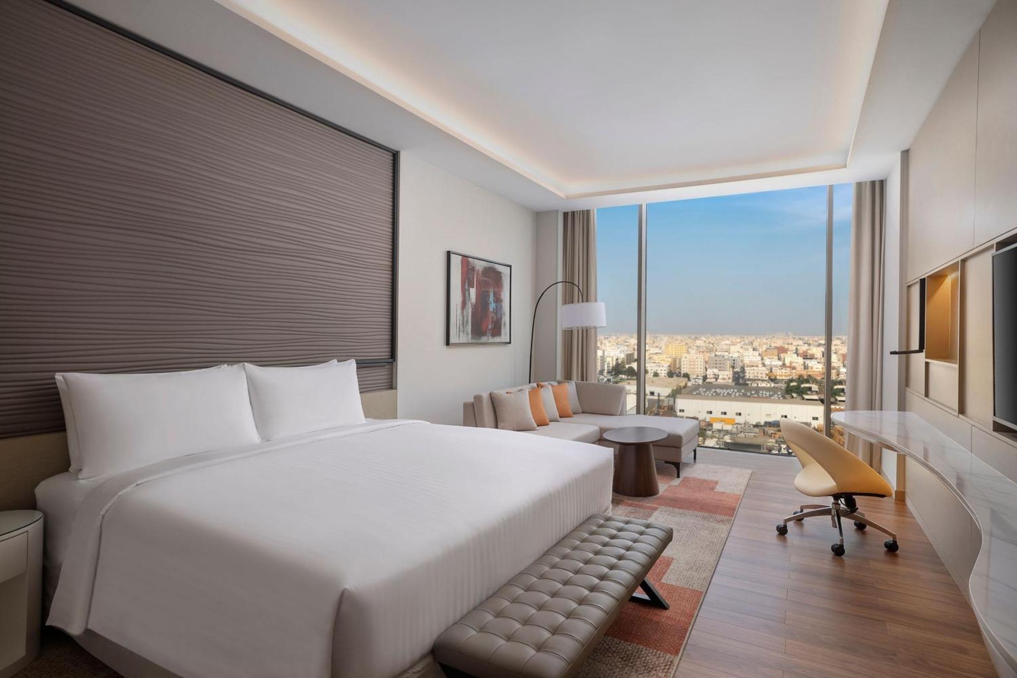 Jeddah Marriott Hotel Madinah Road Екстериор снимка Deluxe King