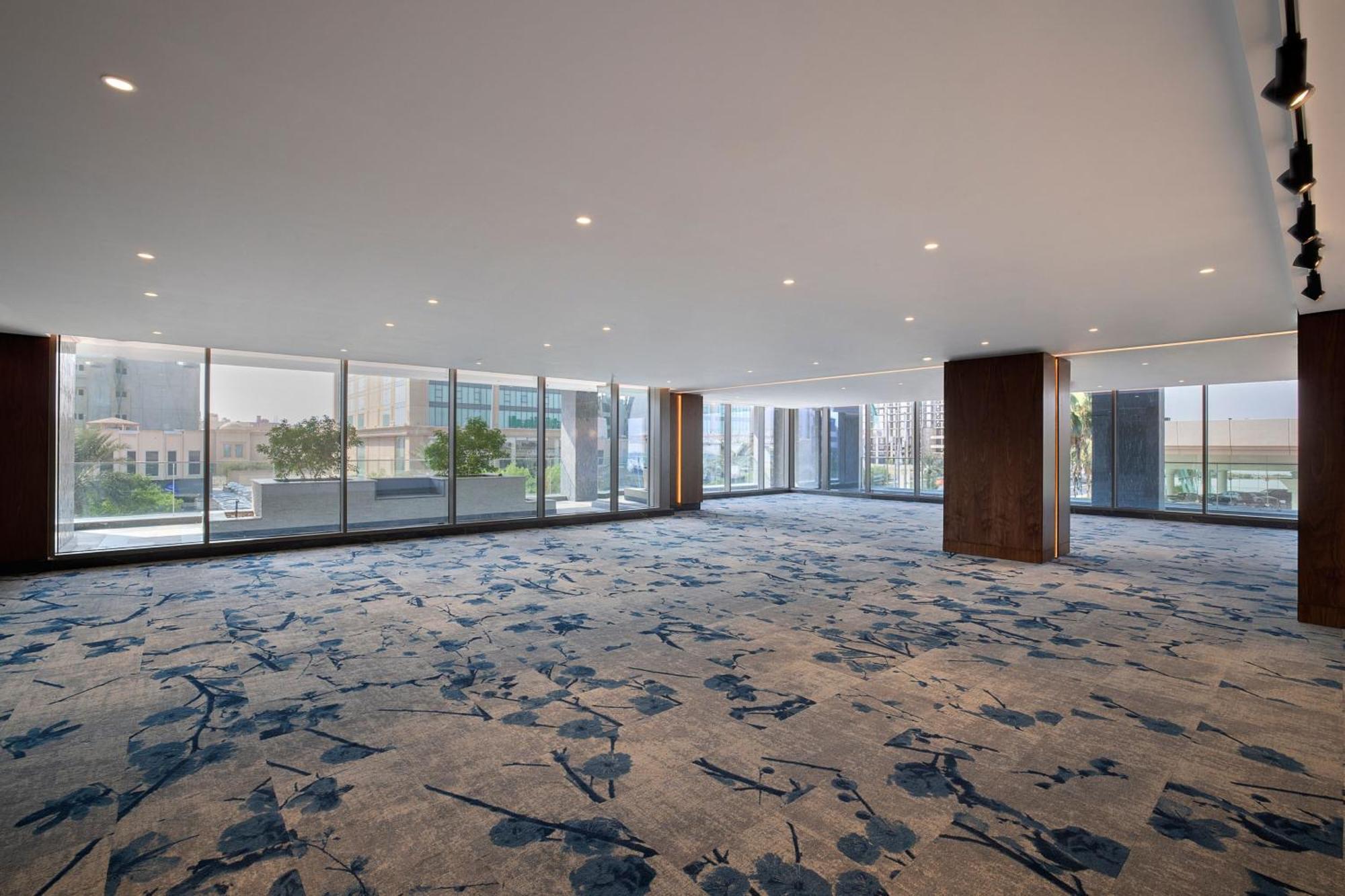 Jeddah Marriott Hotel Madinah Road Екстериор снимка The interior of the hotel